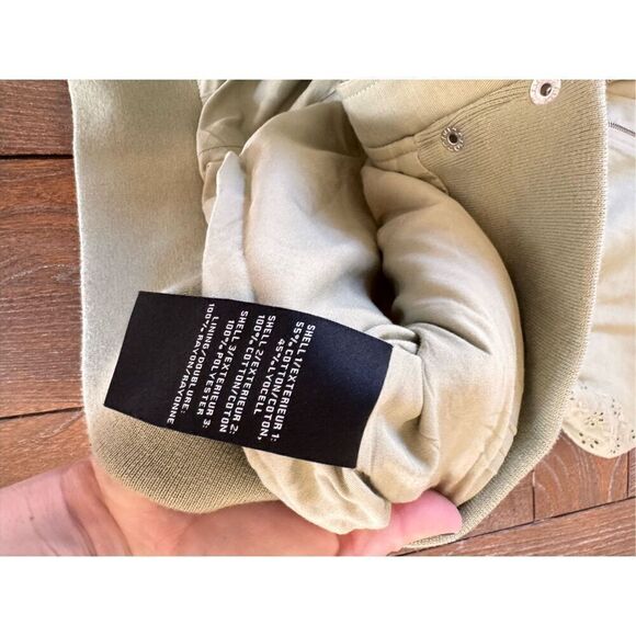 7 For All Mankind Embroidered Eyelet Sleeve Bomber Jacket Green Size Medium - Picture 12 of 13